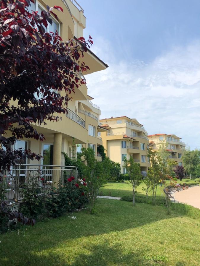 Apartament Tatiana Pines Obzor Zewnętrze zdjęcie