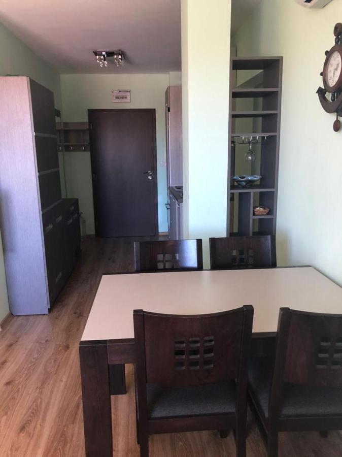 Apartament Tatiana Pines Obzor Zewnętrze zdjęcie