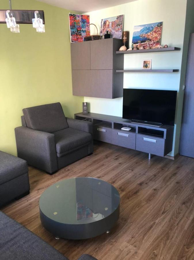 Apartament Tatiana Pines Obzor Zewnętrze zdjęcie